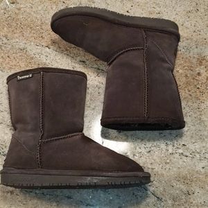 EUC Bearpaw Short Emma Boots Girl 4